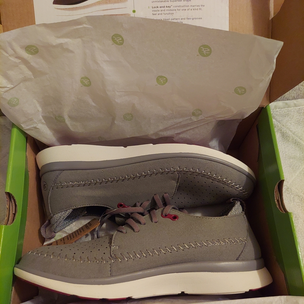 Superfeet: "The Addy" Walking Shoe - Picture 2 of 6
